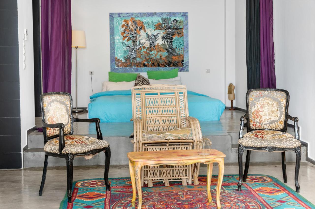 Serenity Boutique Suites Athánion Esterno foto