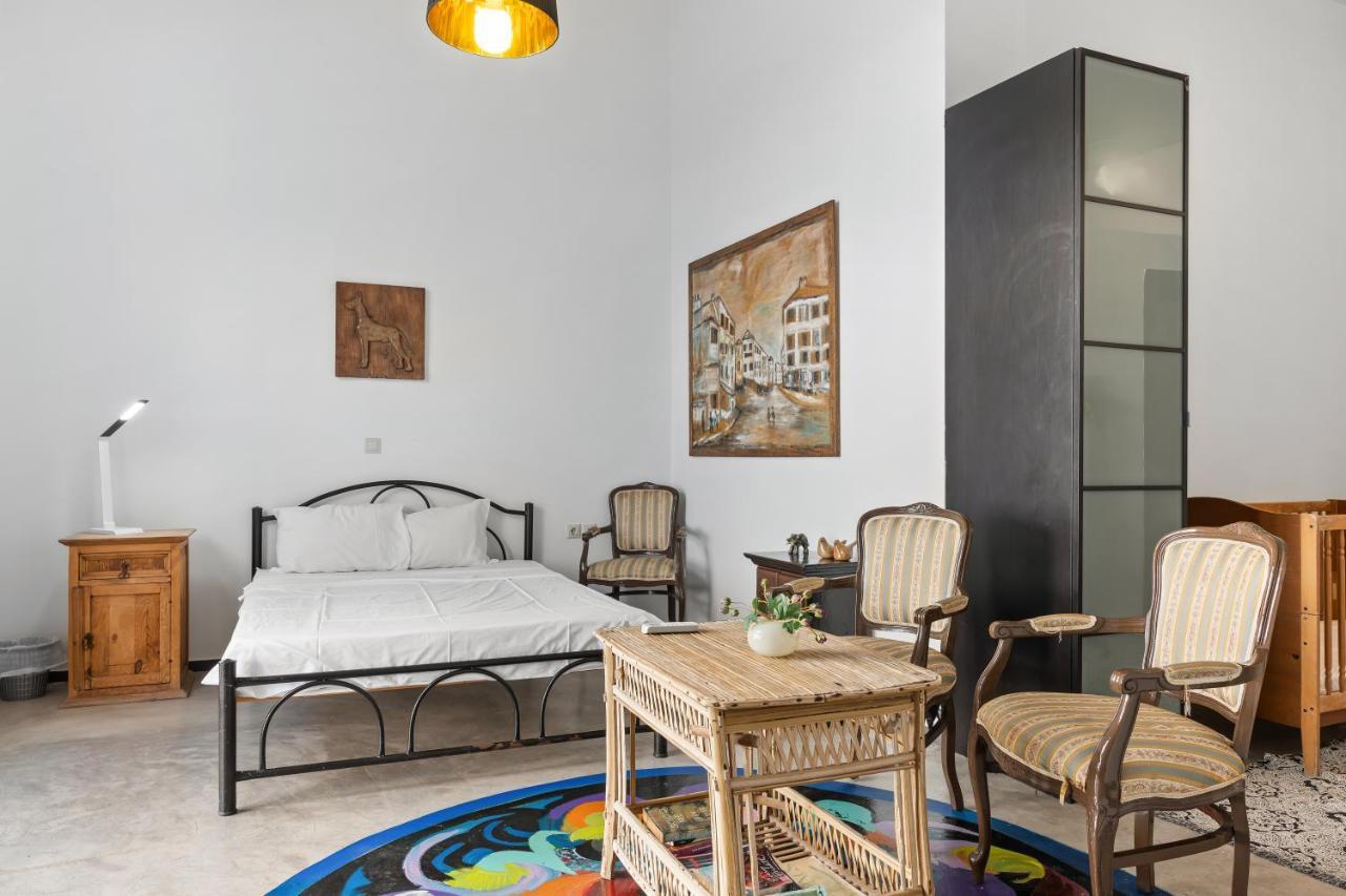 Serenity Boutique Suites Athánion Esterno foto