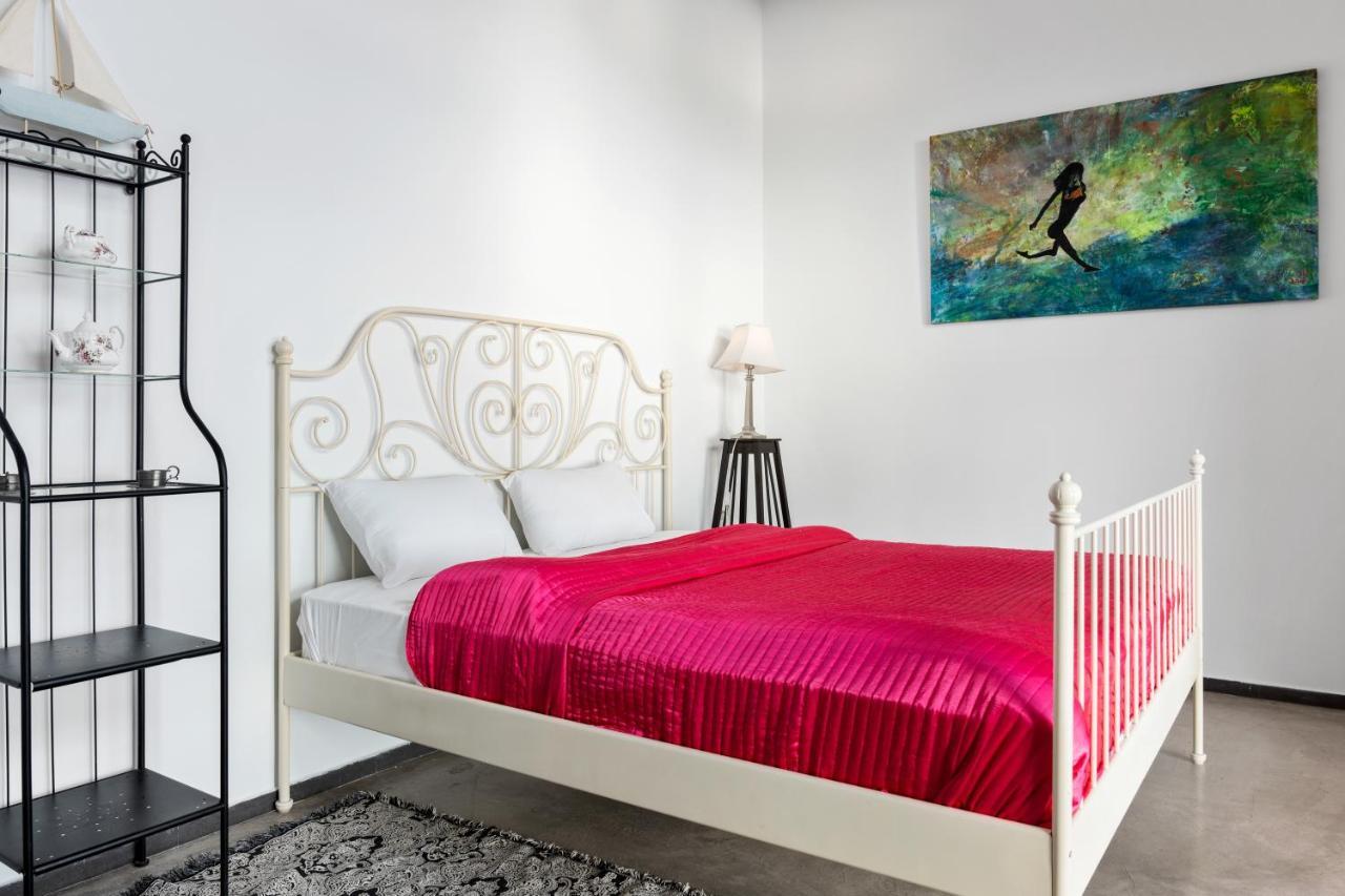 Serenity Boutique Suites Athánion Esterno foto