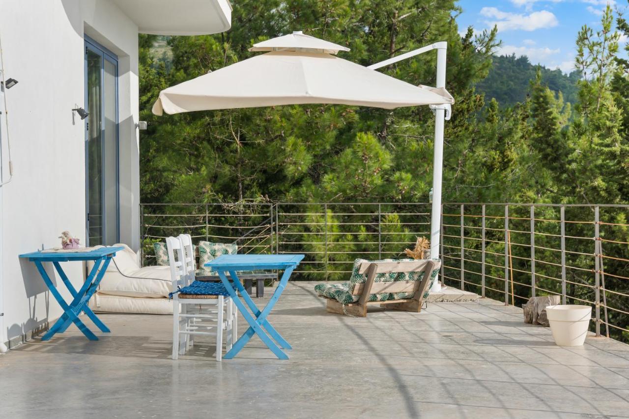 Serenity Boutique Suites Athánion Esterno foto