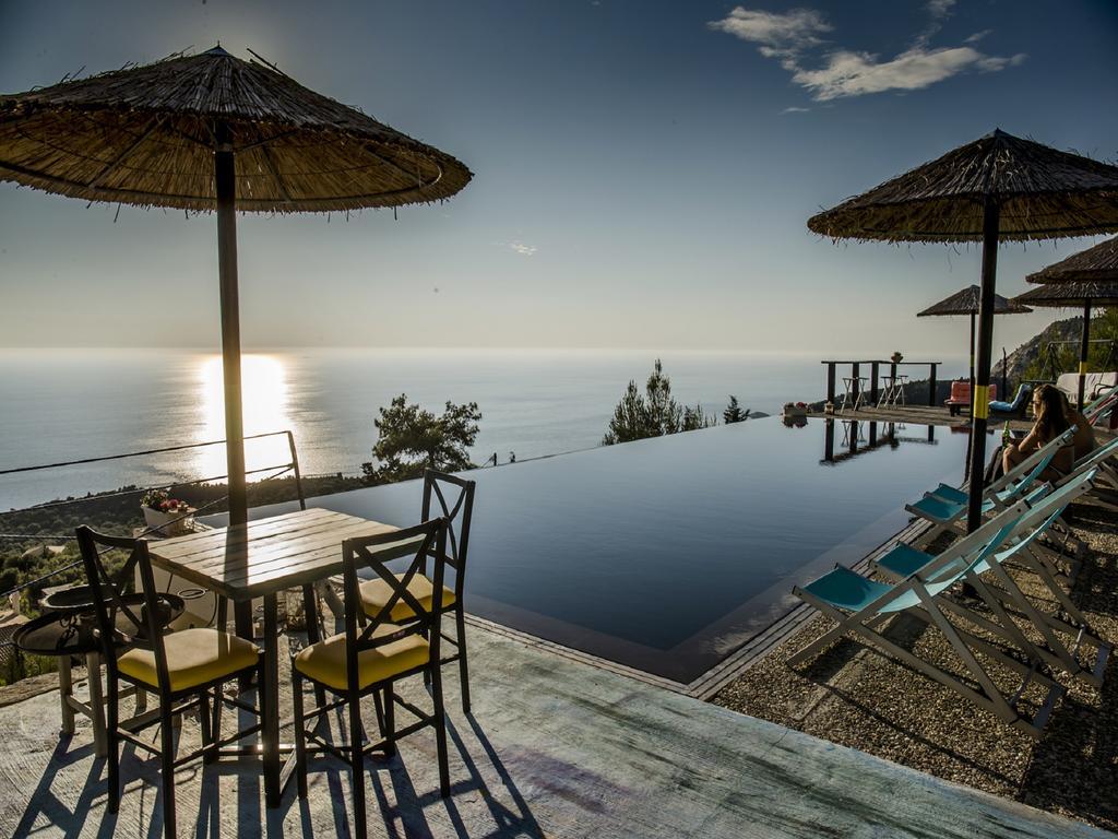Serenity Boutique Suites Athánion Esterno foto